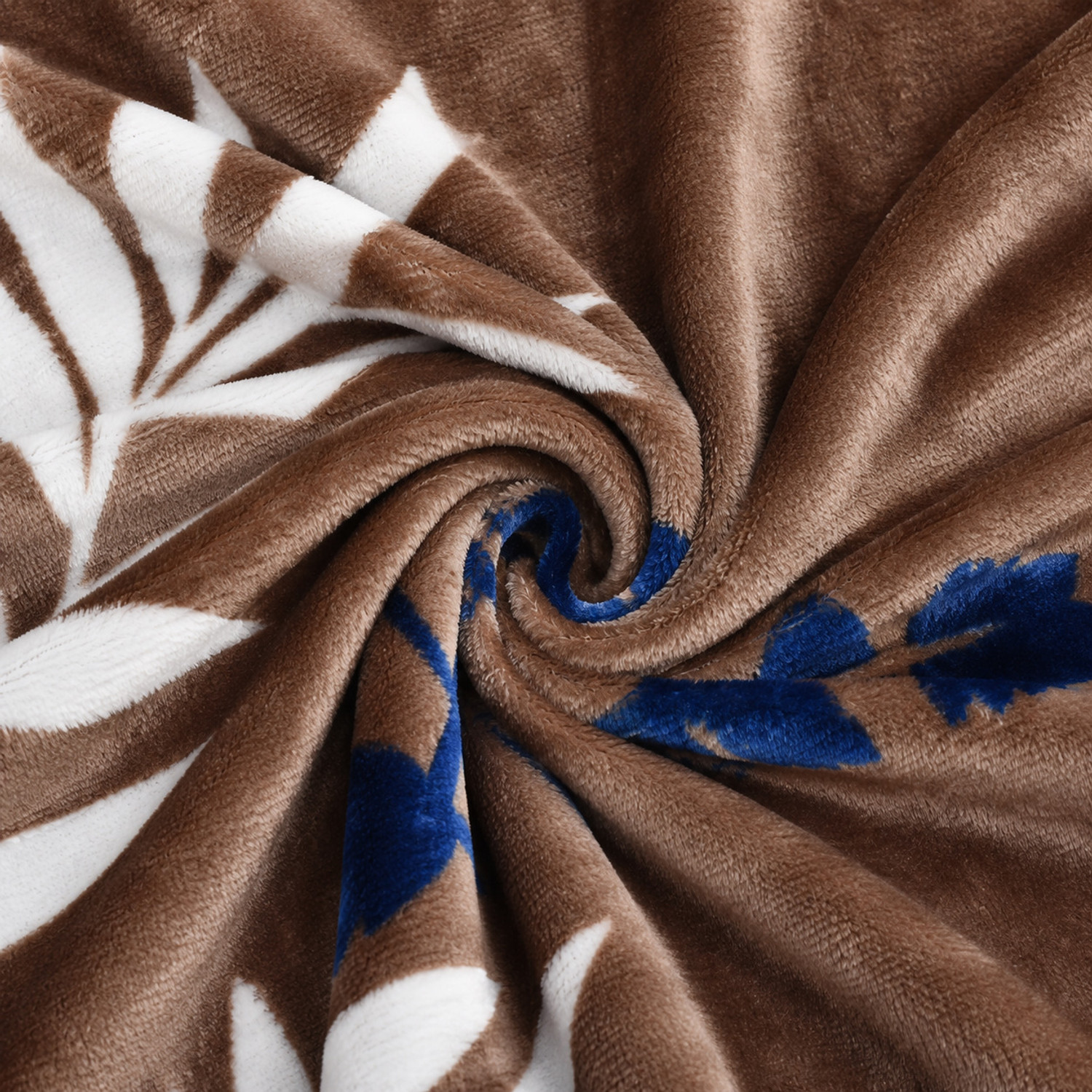 Image of d delazio Woolen, Velvet Double Fitted (Elastic) 300 TC Printed 2 Winter Bedsheets with 2 Pillow Covers