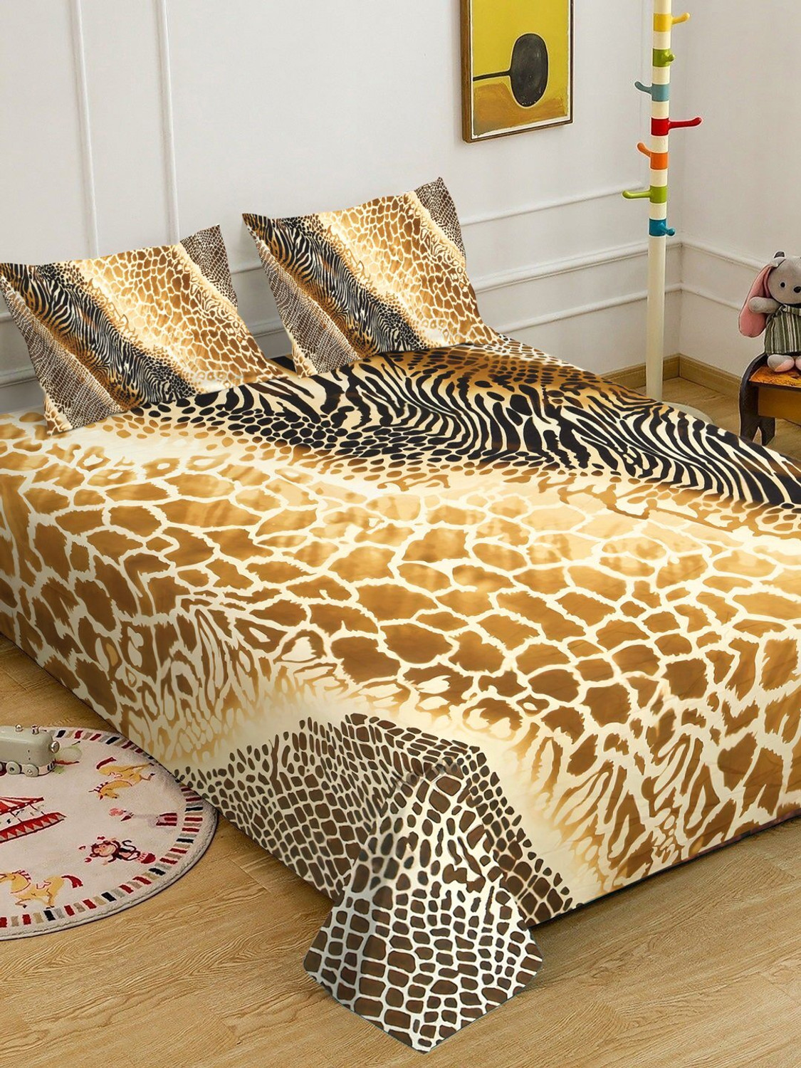 Image of Klotthe Cotton Blend King Flat 400 TC Floral 1 Bedsheet