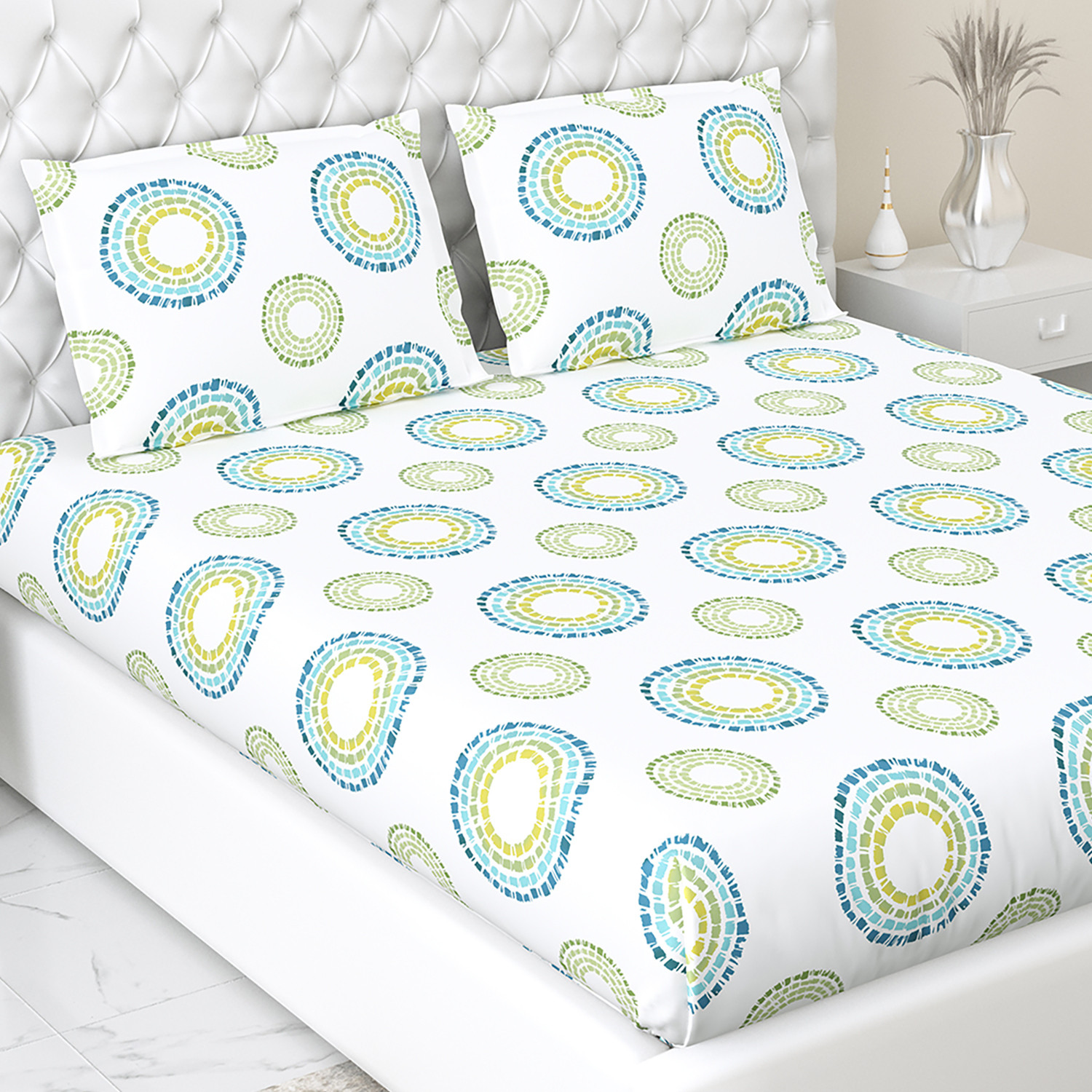 Image of haus & kinder Cotton Double Fitted (Elastic) 144 TC Printed 1 Bedsheet with 2 Pillow Covers