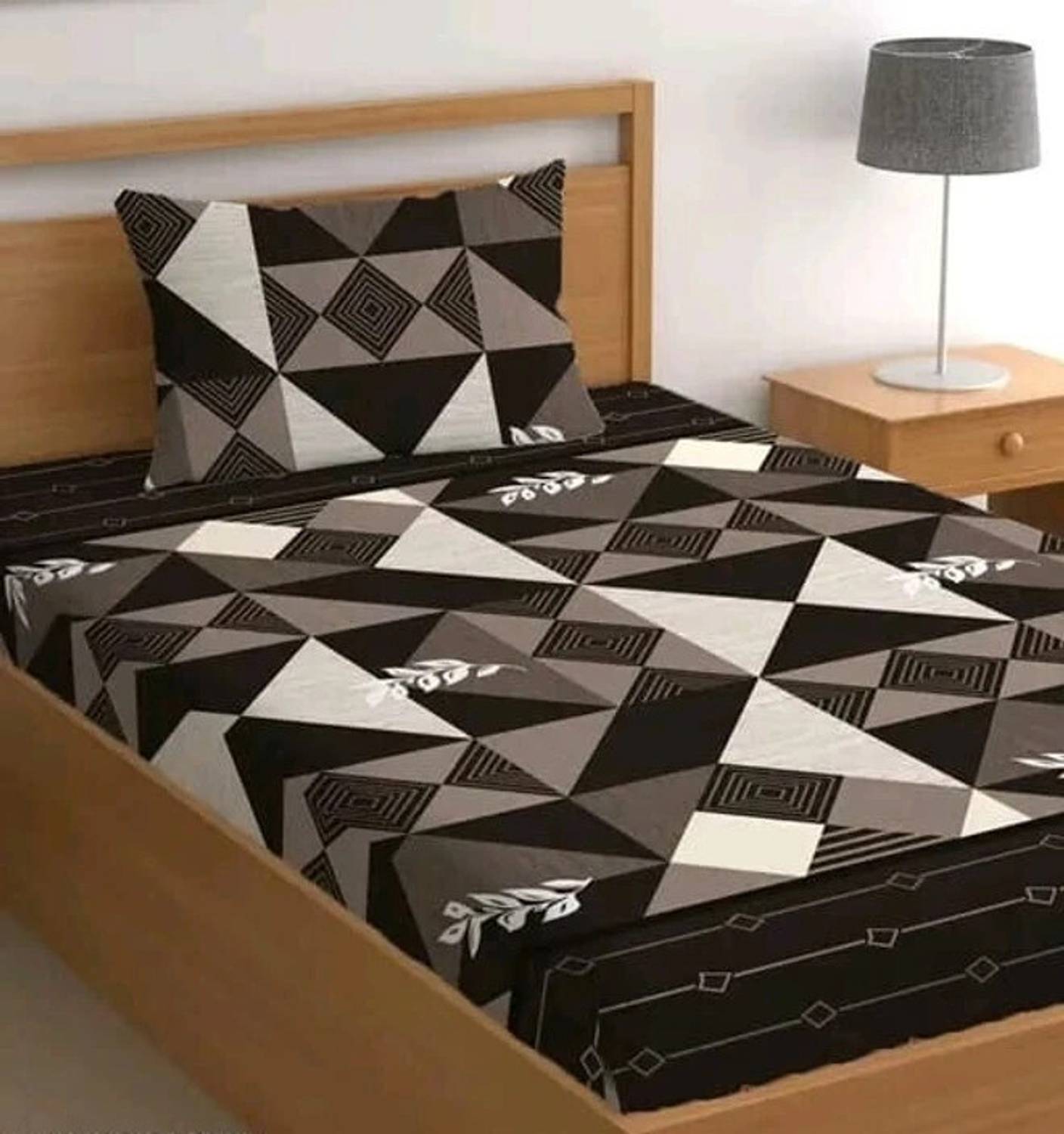Decent Home Cotton Single Fitted 240 TC Geometric Bedsheet - Image 4