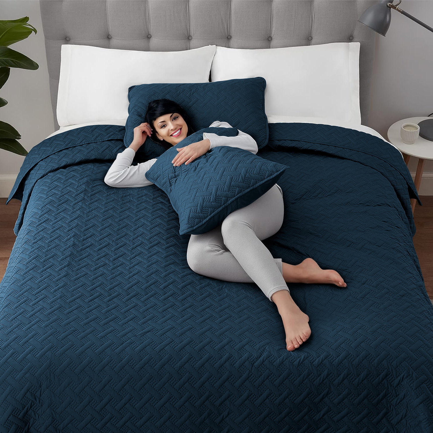 Image of Story@home Microfiber Double Flat 400 TC Solid 1 Bedsheet with 2 Pillow Covers