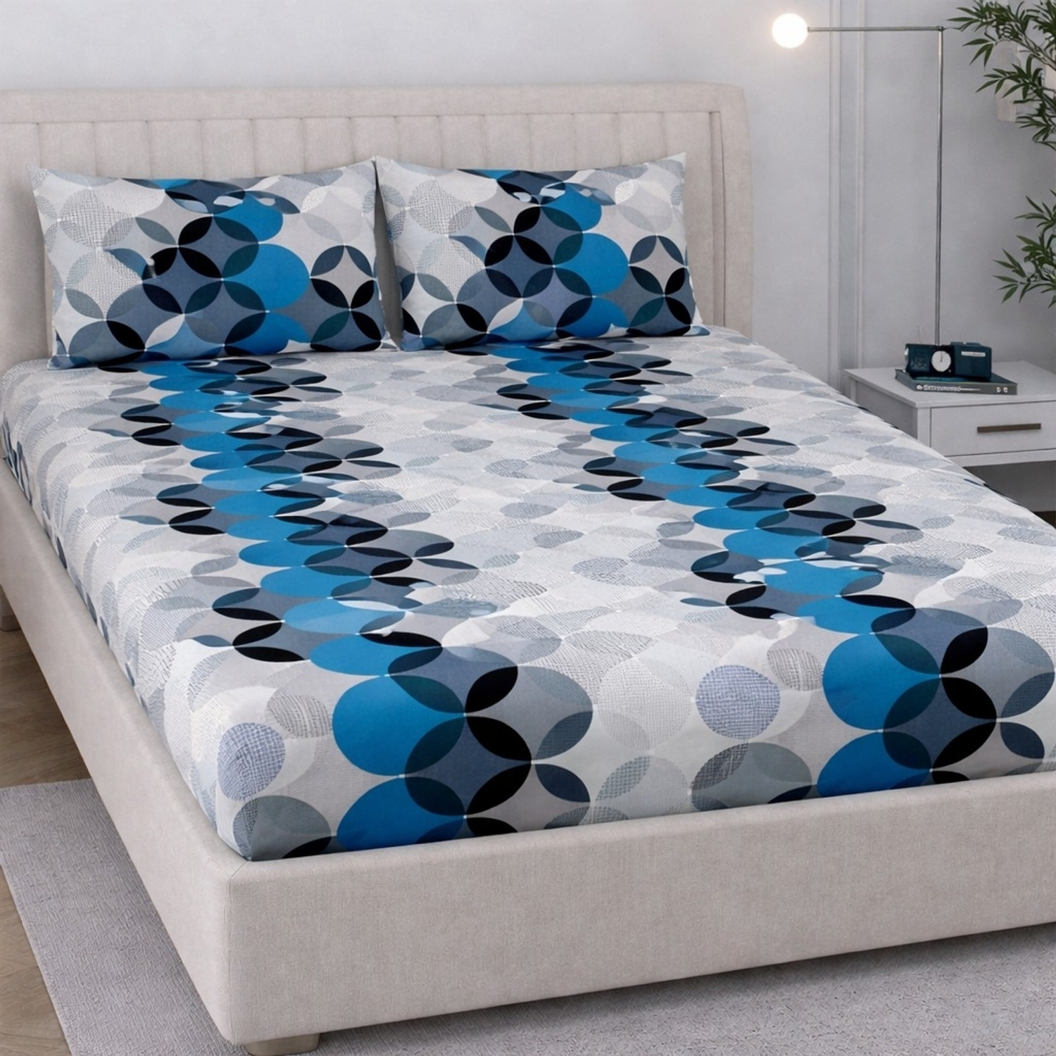 Image of Ulom Microfiber King Fitted (Elastic) 220 TC Floral 1 Bedsheet with 2 Pillow Covers