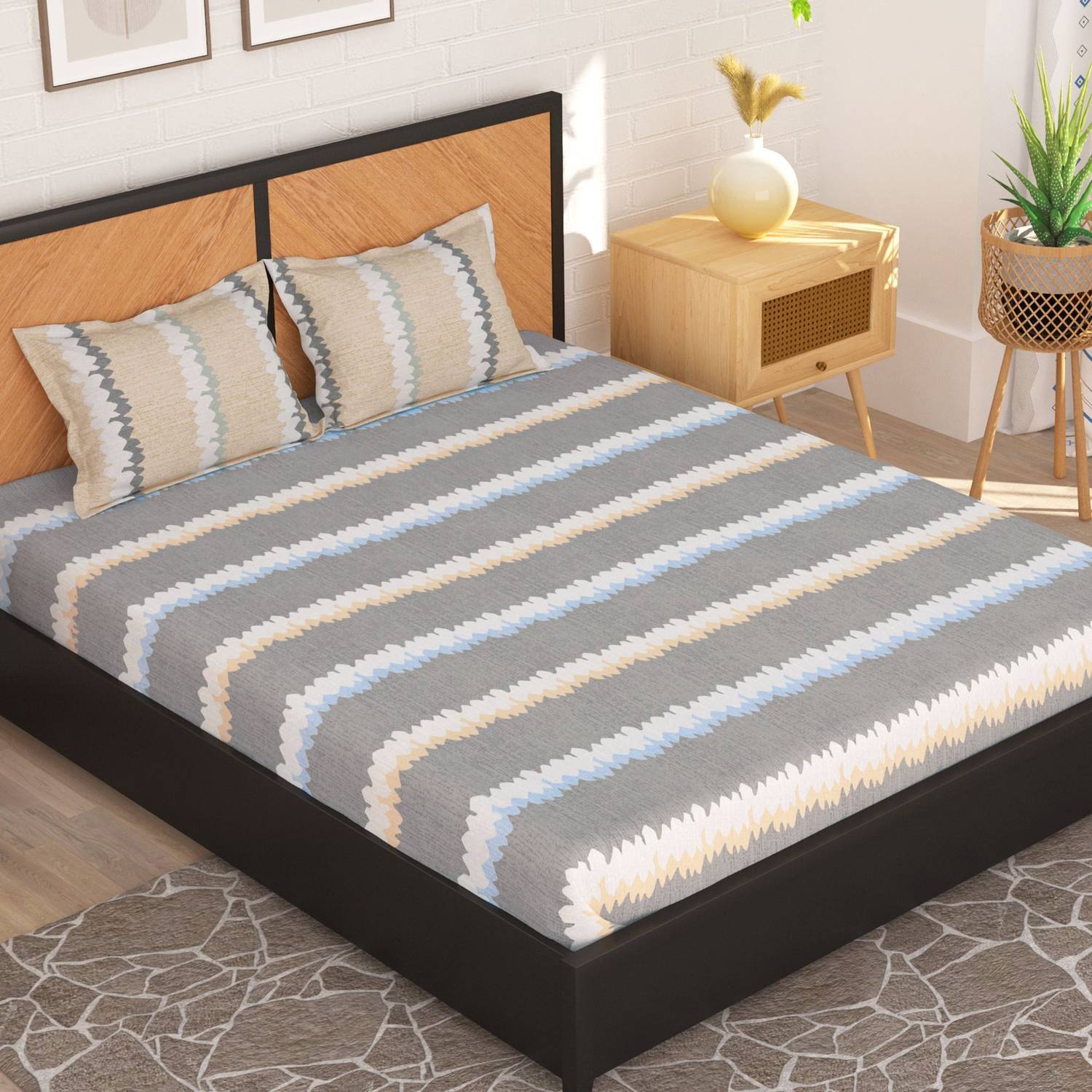 Story@home Microfiber Double Flat 160 TC Printed 1 Bedsheet with 2 Pillow Covers Rs. 293 - Flipkart