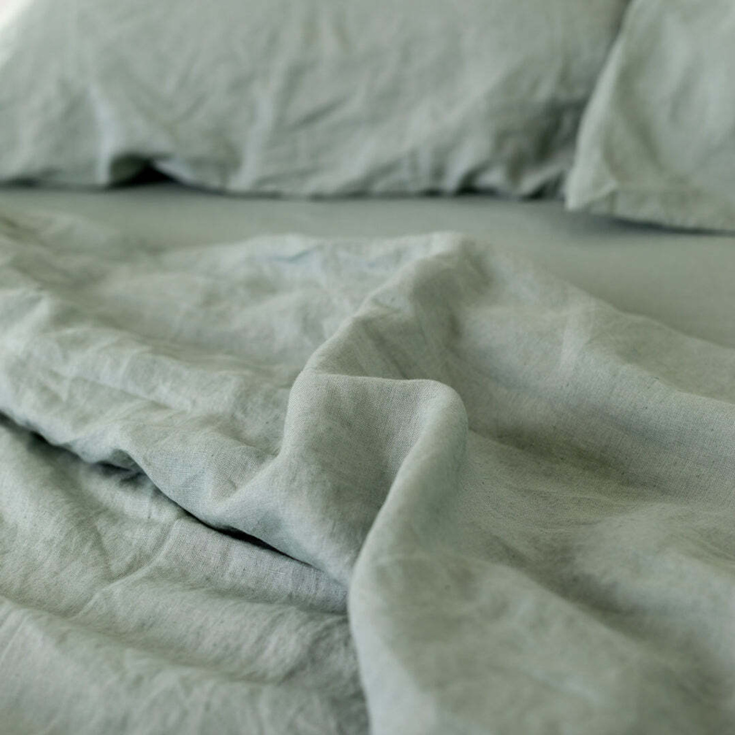 Image of Decent Home Linen Cotton Double Flat 350 TC Solid 1 Summer Bedsheet with 2 Pillow Covers
