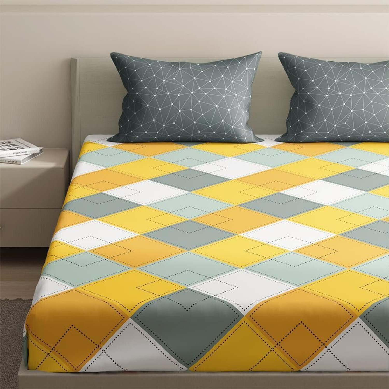 Image of Wakefit Cotton Queen Fitted (Elastic) 144 TC Checkered 1 Bedsheet with 2 Pillow Covers