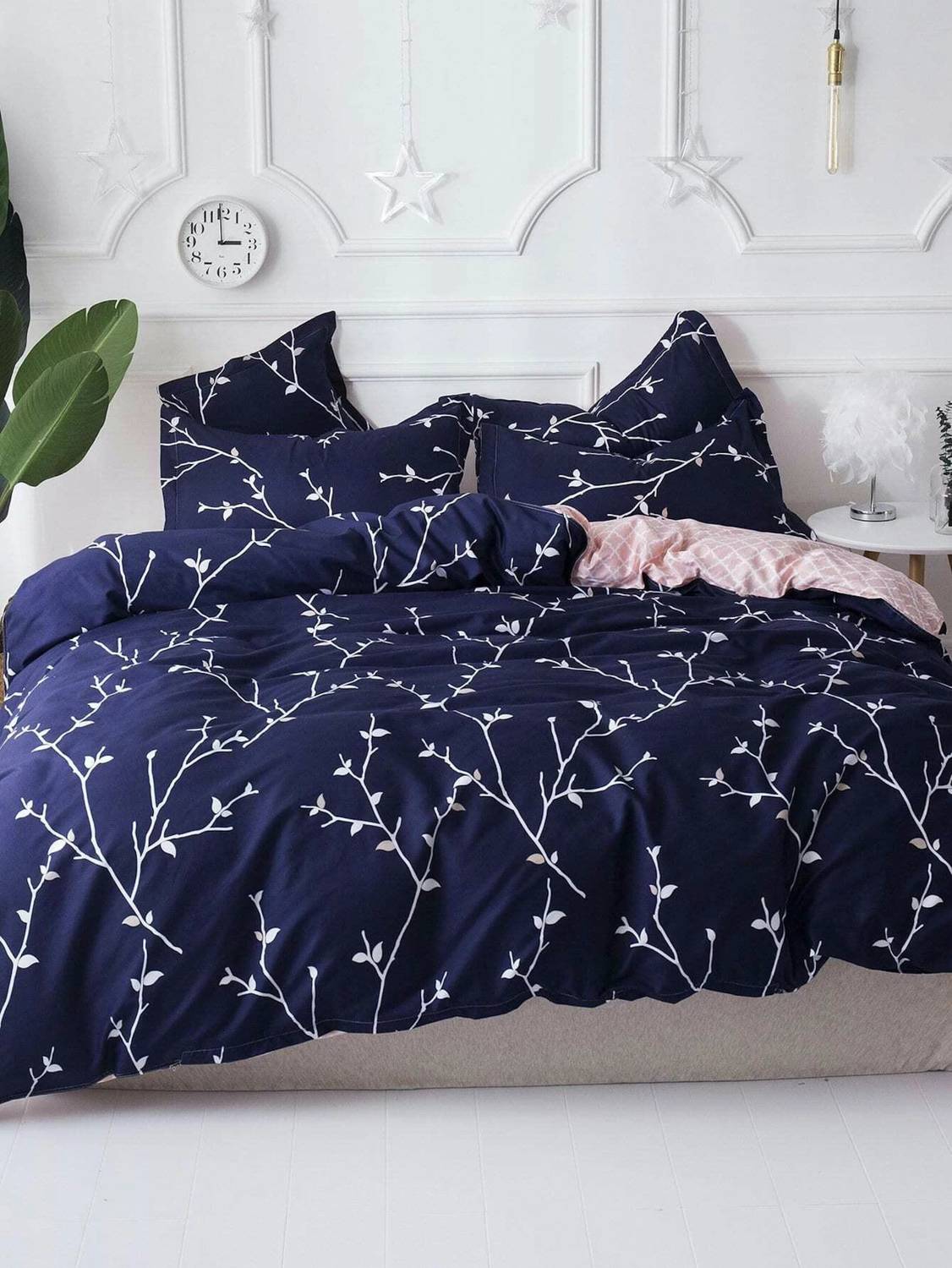 LORETO Cotton Double Flat 180 TC Printed 1 Bedsheet with 2 Pillow