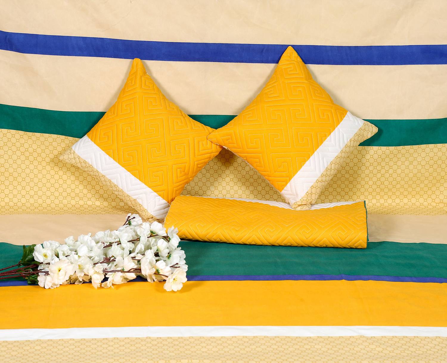 ANIKET Cotton Double, King Flat 190 TC Printed 1 Bedsheet with 2
