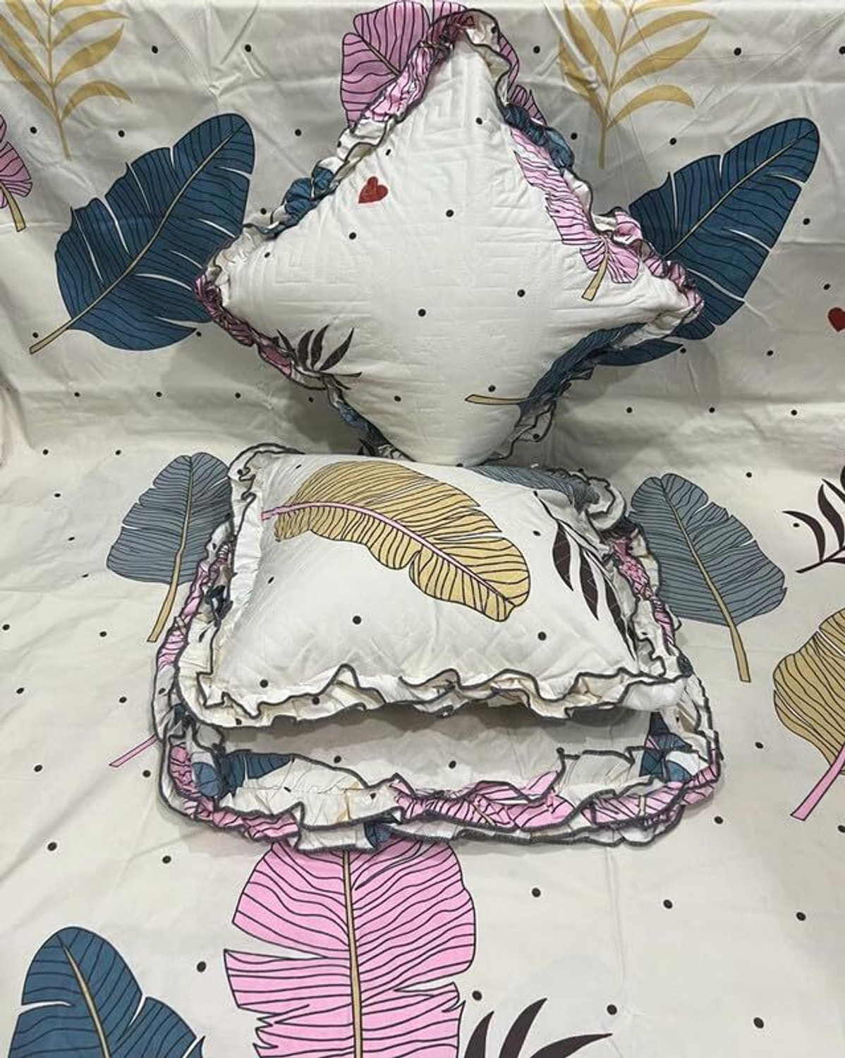 Image of BeddingZone Cotton Double Flat 300 TC Floral 1 Bedsheet with 2 Pillow Covers, 2 Cushion Covers