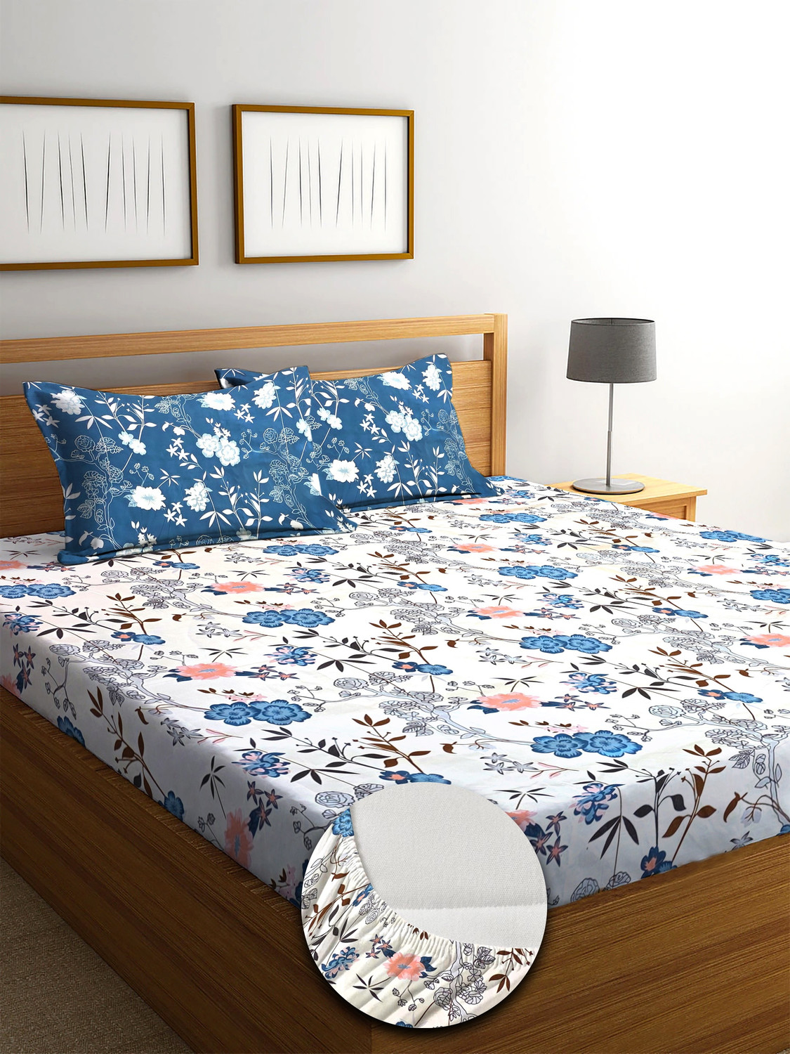 Image of CARLTON LONDON Cotton Double Fitted (Elastic) 104 TC Printed 1 Bedsheet with 2 Pillow Covers