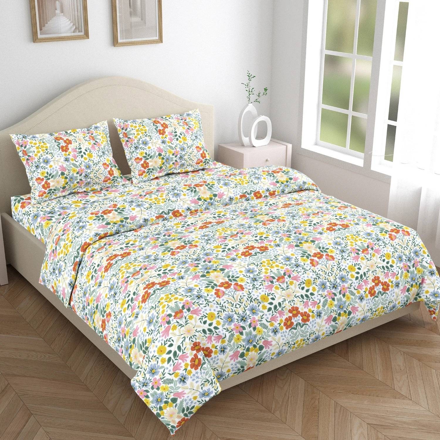 haus & kinder Cotton Double Flat 144 TC Printed 1 Bedsheet with 2
