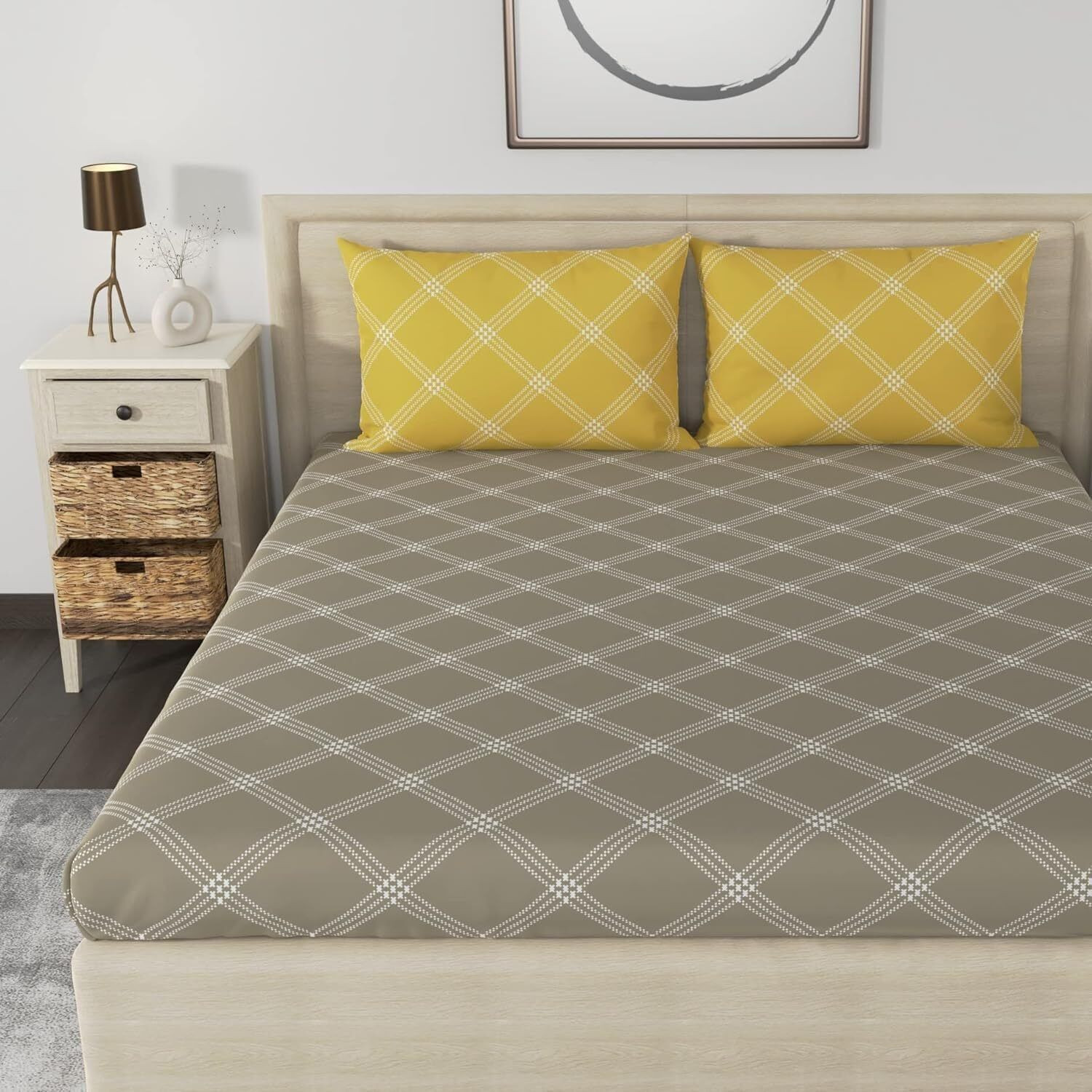 Image of Huesland Cotton King Fitted (Elastic) 210 TC Geometric 1 Bedsheet with 2 Pillow Covers