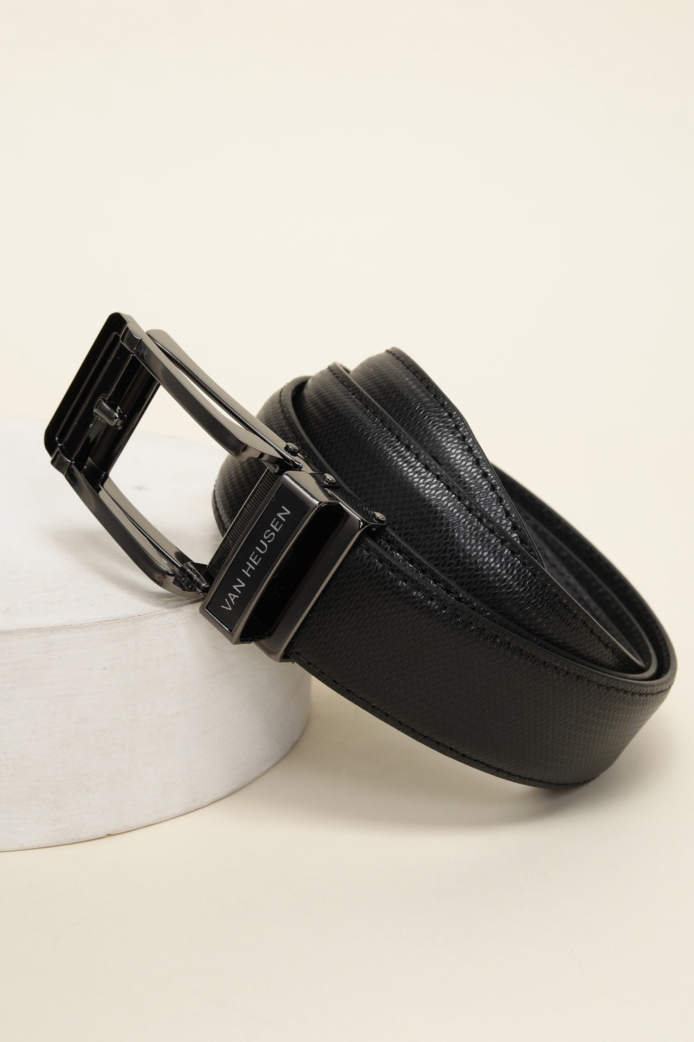 Image of VAN HEUSEN Men Formal Black Genuine Leather Belt