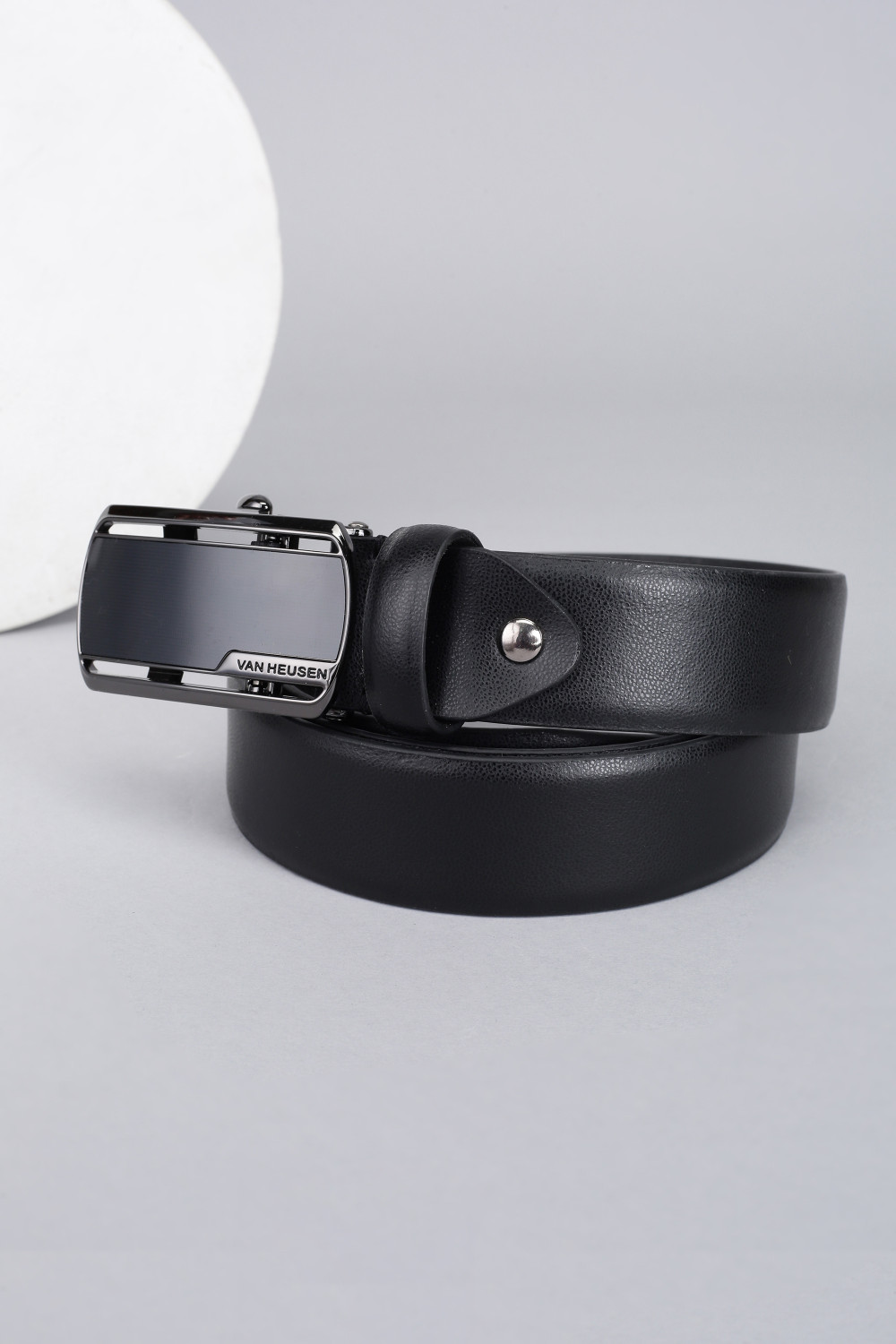 Image of VAN HEUSEN Men Black Genuine Leather Belt