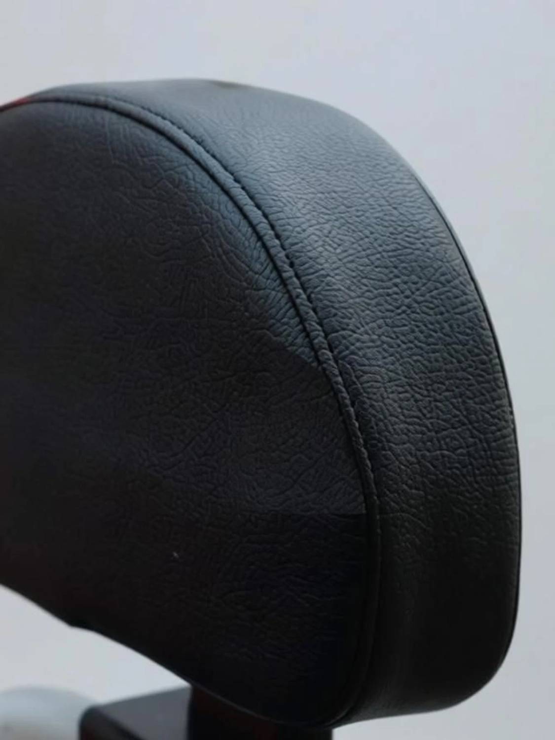 AutoHulk Adjustable Passenger Backrest - Image 4
