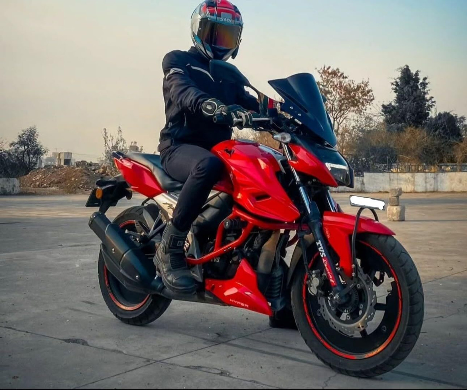 Image of MOXZILLA Shark crash Guard For Apache RTR160 /200 4V (RED) Bike Crash Guard