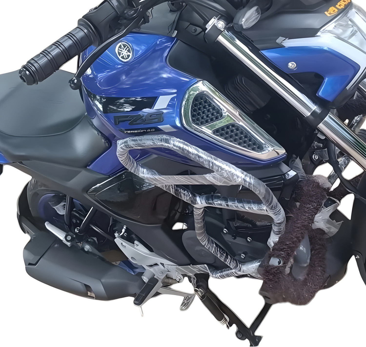 Image of DADDY AUTO Crash Guard with Frame Slider for Yamaha FZ V3 , Z-S,V4