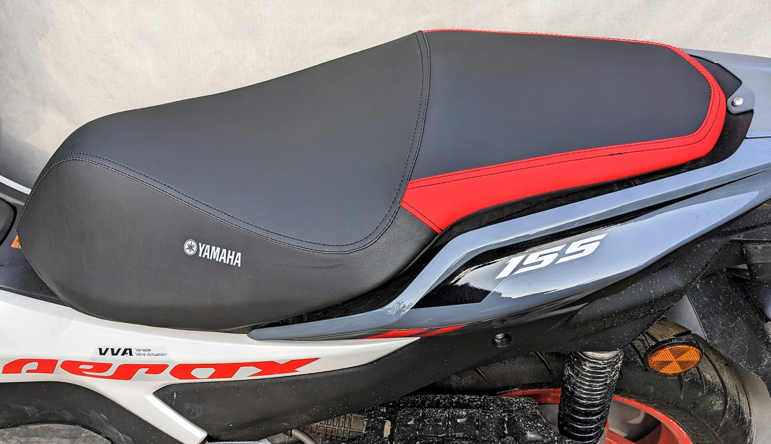 Image of AUTOLEOPARD AEROX 155 MAXI SCOOTER SEAT COVER Single Bike Seat Cover For Yamaha NA