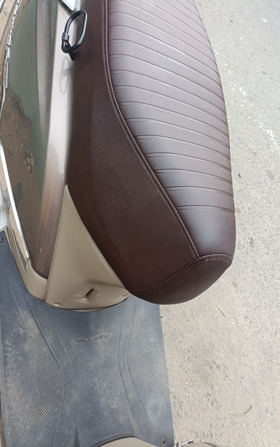 Image of agr Jupi 125 05 Single Bike Seat Cover For TVS Jupiter