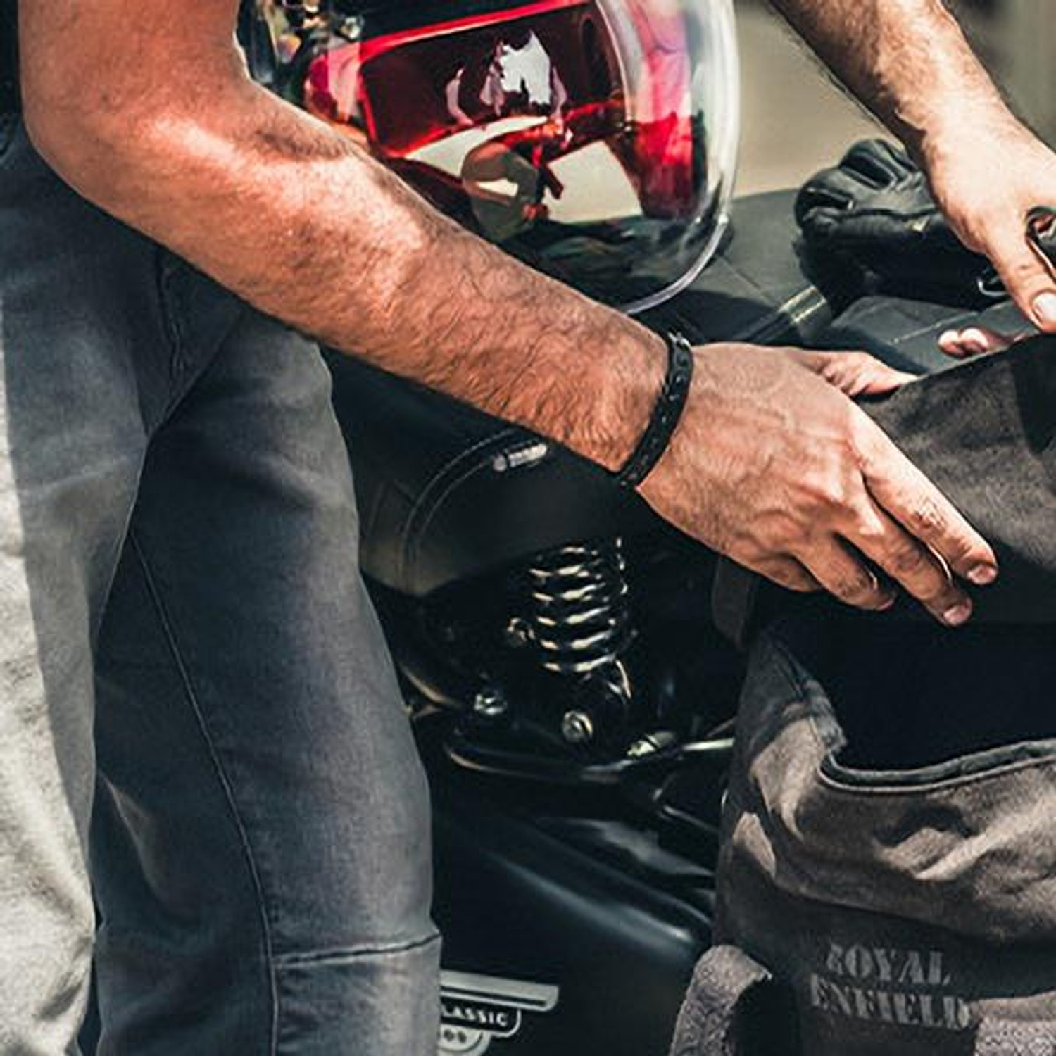 Image of Royal Enfield KXA00080 Bike Spring Seat