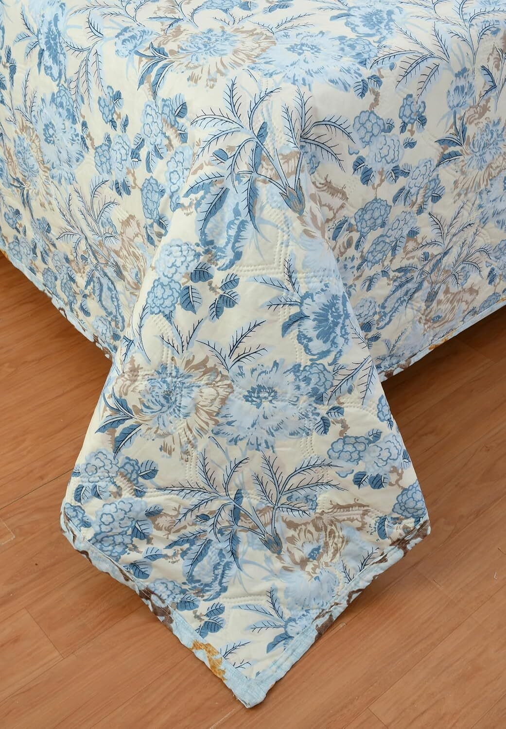 Image of AMBERBLISH HOMES Floral Double Comforter for All Season