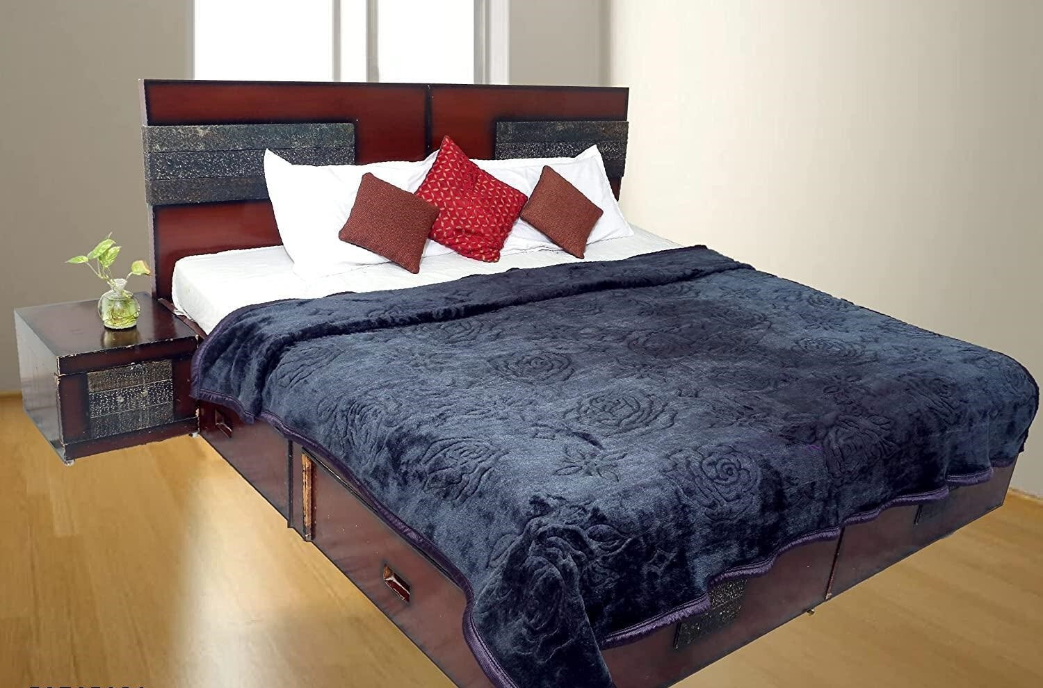 Image of KIXTA Self Design Double Mink Blanket for Heavy Winter
