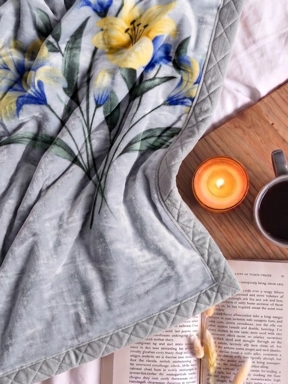 Image of MONTE CARLO Floral Double Mink Blanket for Heavy Winter (Polyester, Light Blue)