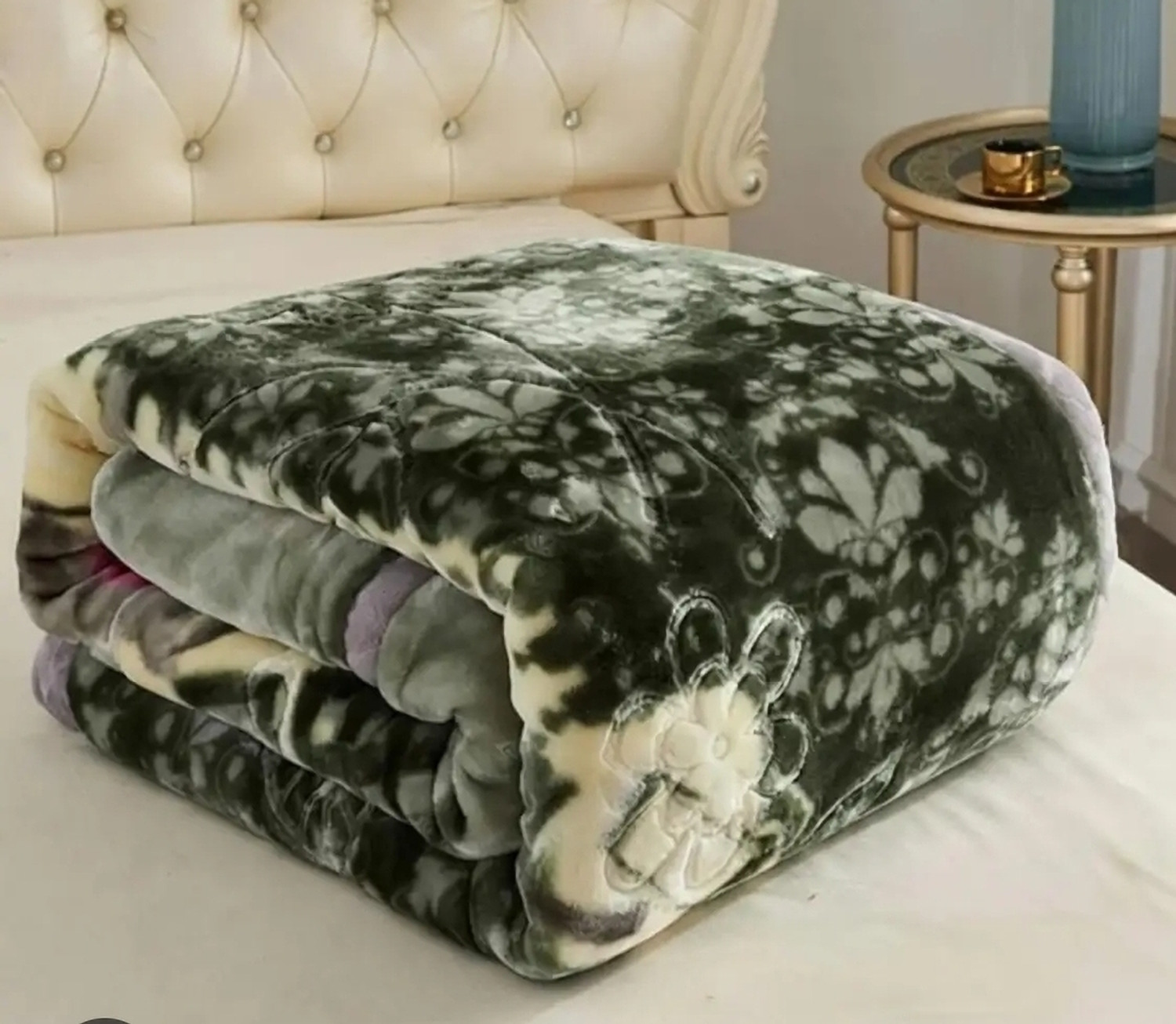 Image of PAAVALI FASHIONS Printed Double Mink Blanket for AC Room