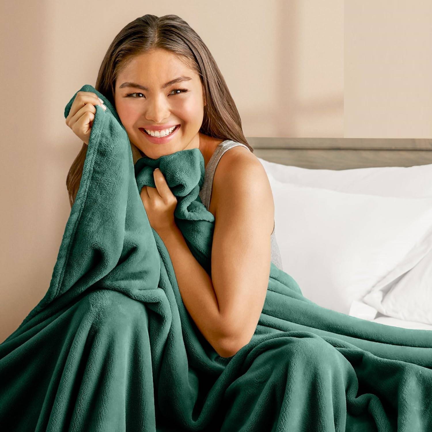 AMBERBLISH HOMES Solid Double AC Blanket for  Mild Winter