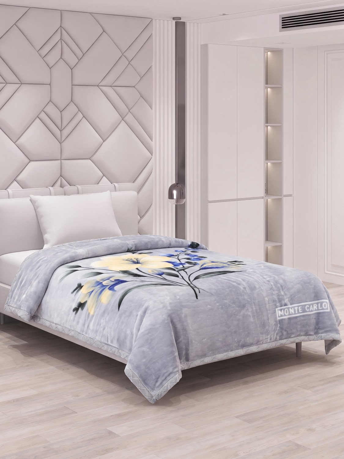 Image of MONTE CARLO Floral Double Mink Blanket for Heavy Winter (Polyester, Light Blue)