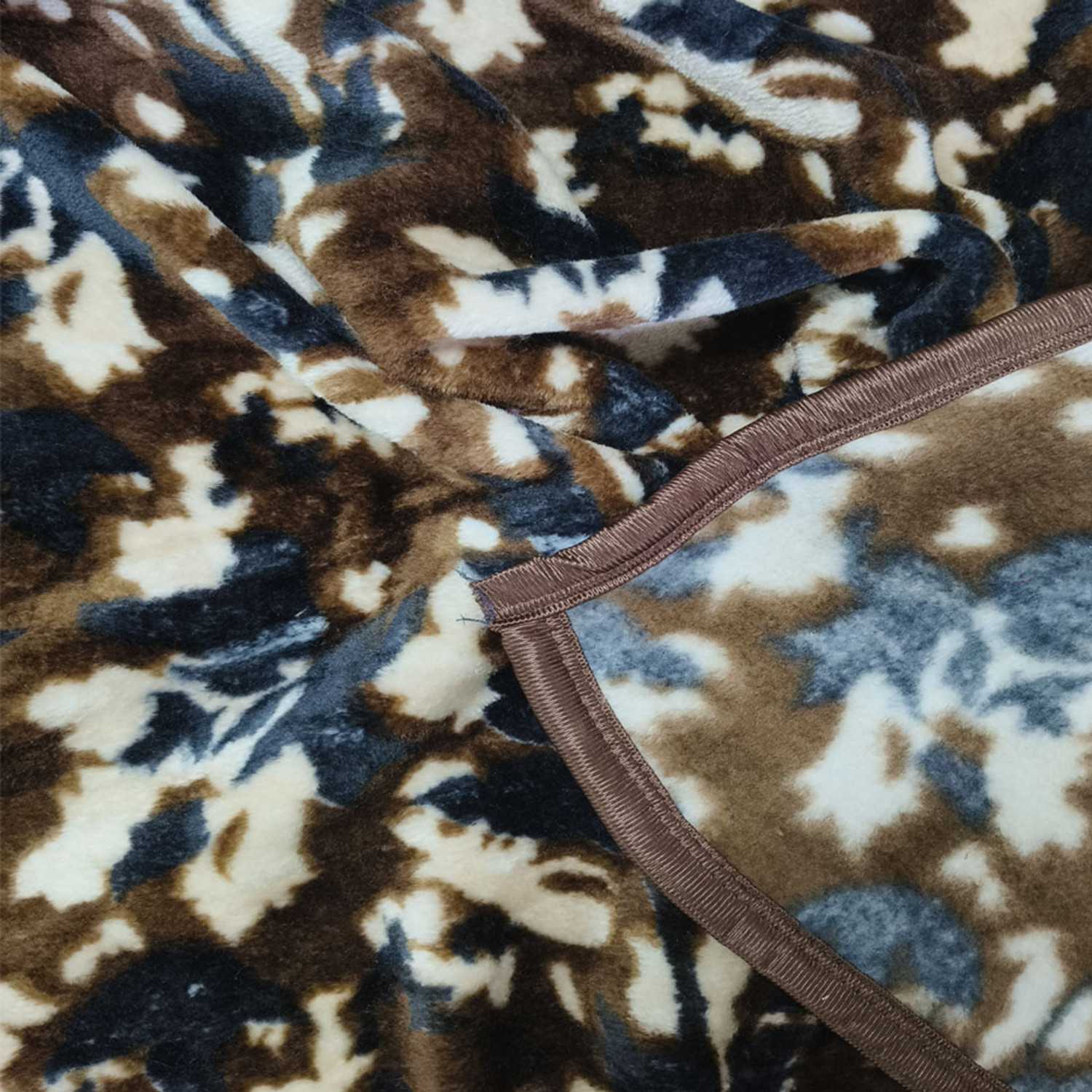 Image of HOLYKRAFT Self Design Double Mink Blanket for Mild Winter