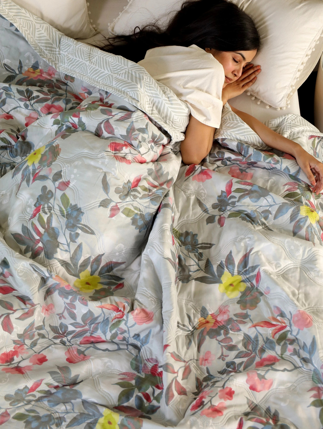 Image of SPENTO Printed Double Comforter for AC Room