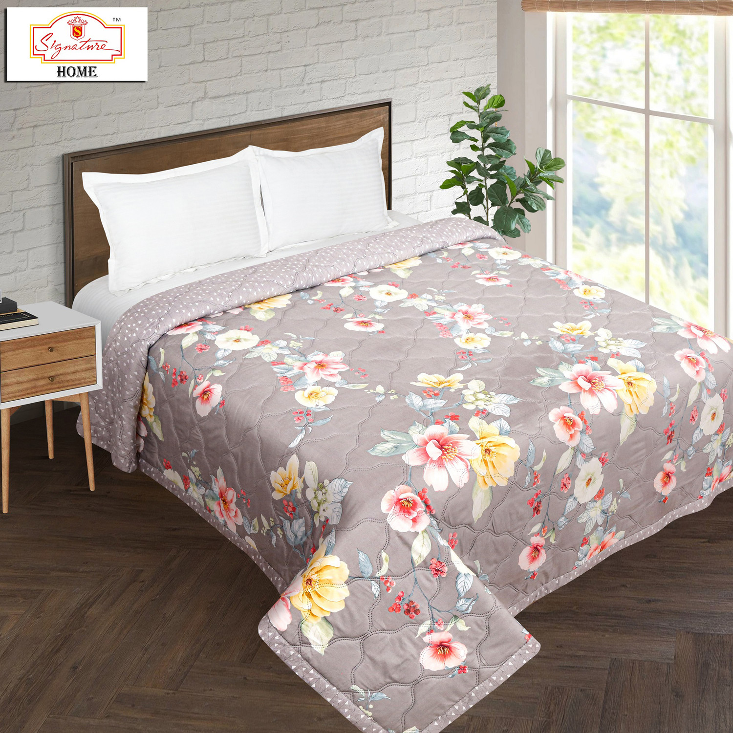 Image of Signature Floral Double Comforter for AC Room