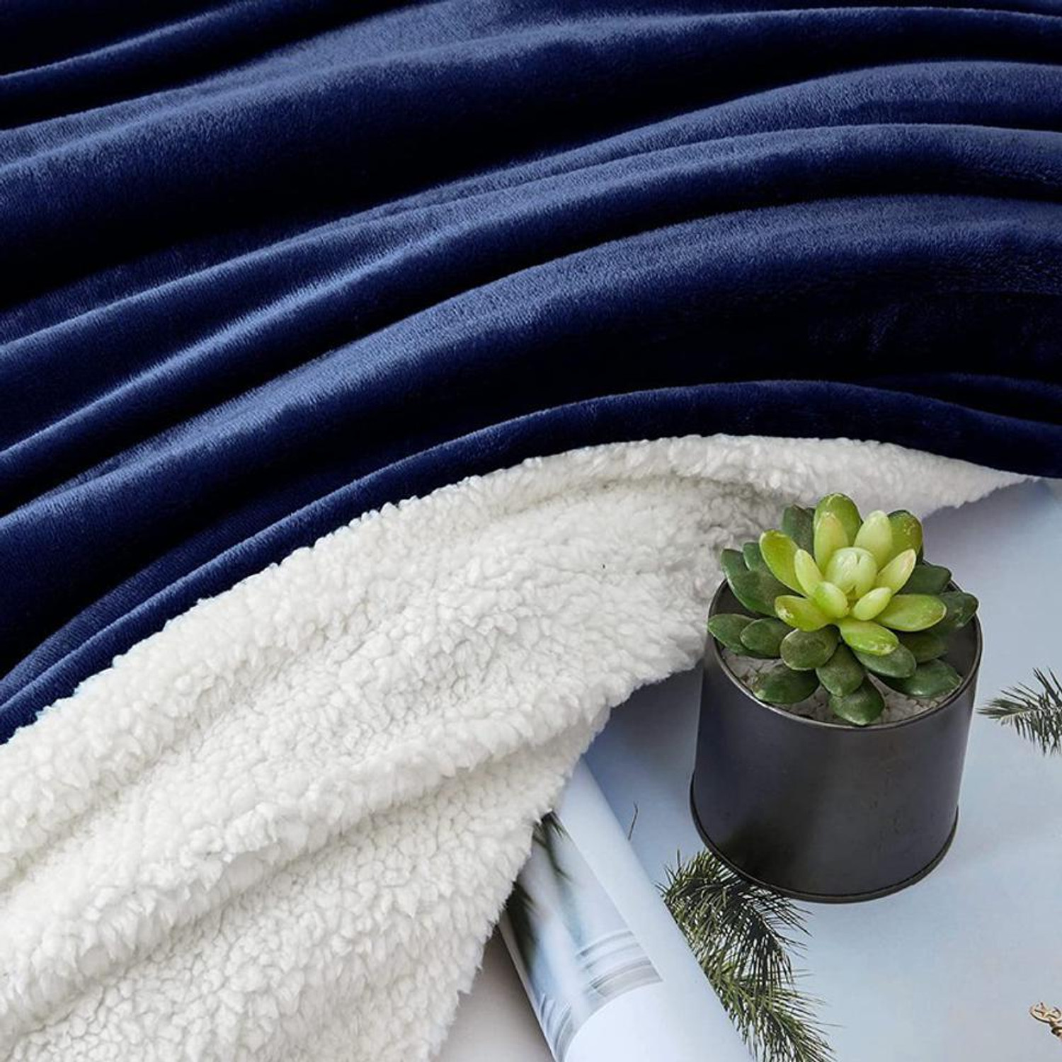 Image of VAS COLLECTIONS Solid King Sherpa Blanket for Heavy Winter
