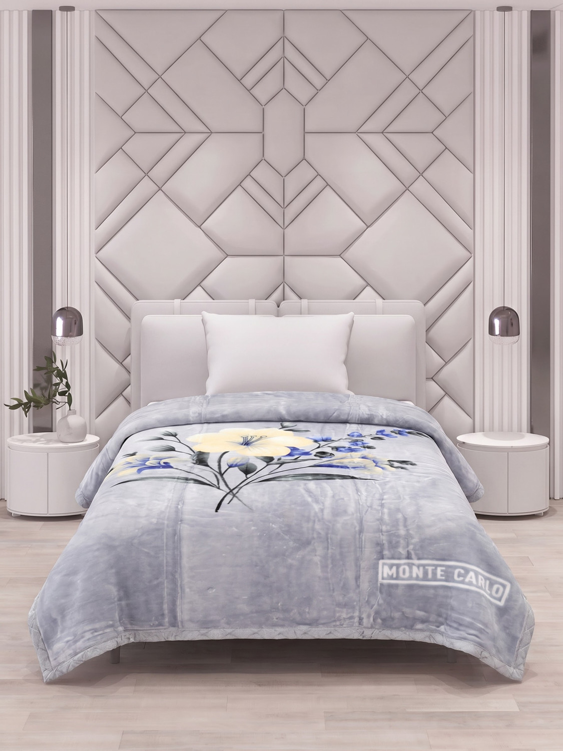 Image of MONTE CARLO Floral Double Mink Blanket for Heavy Winter (Polyester, Light Blue)