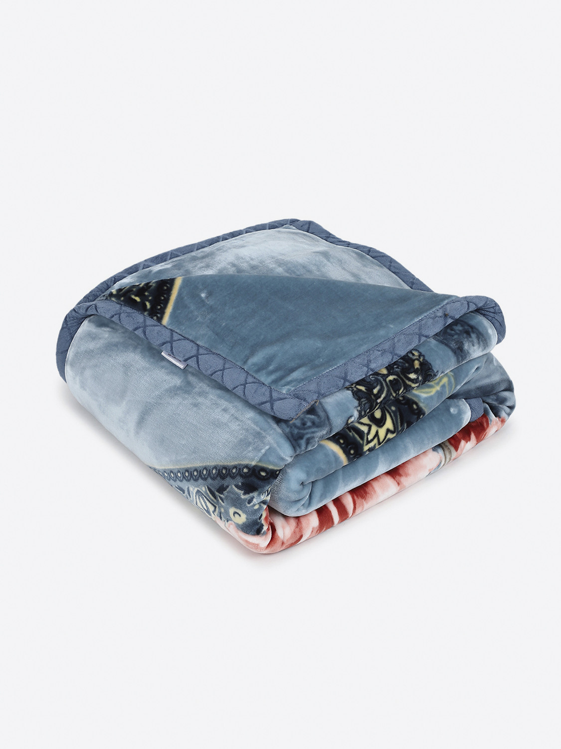 Image of MONTE CARLO Printed Double Mink Blanket for Heavy Winter
