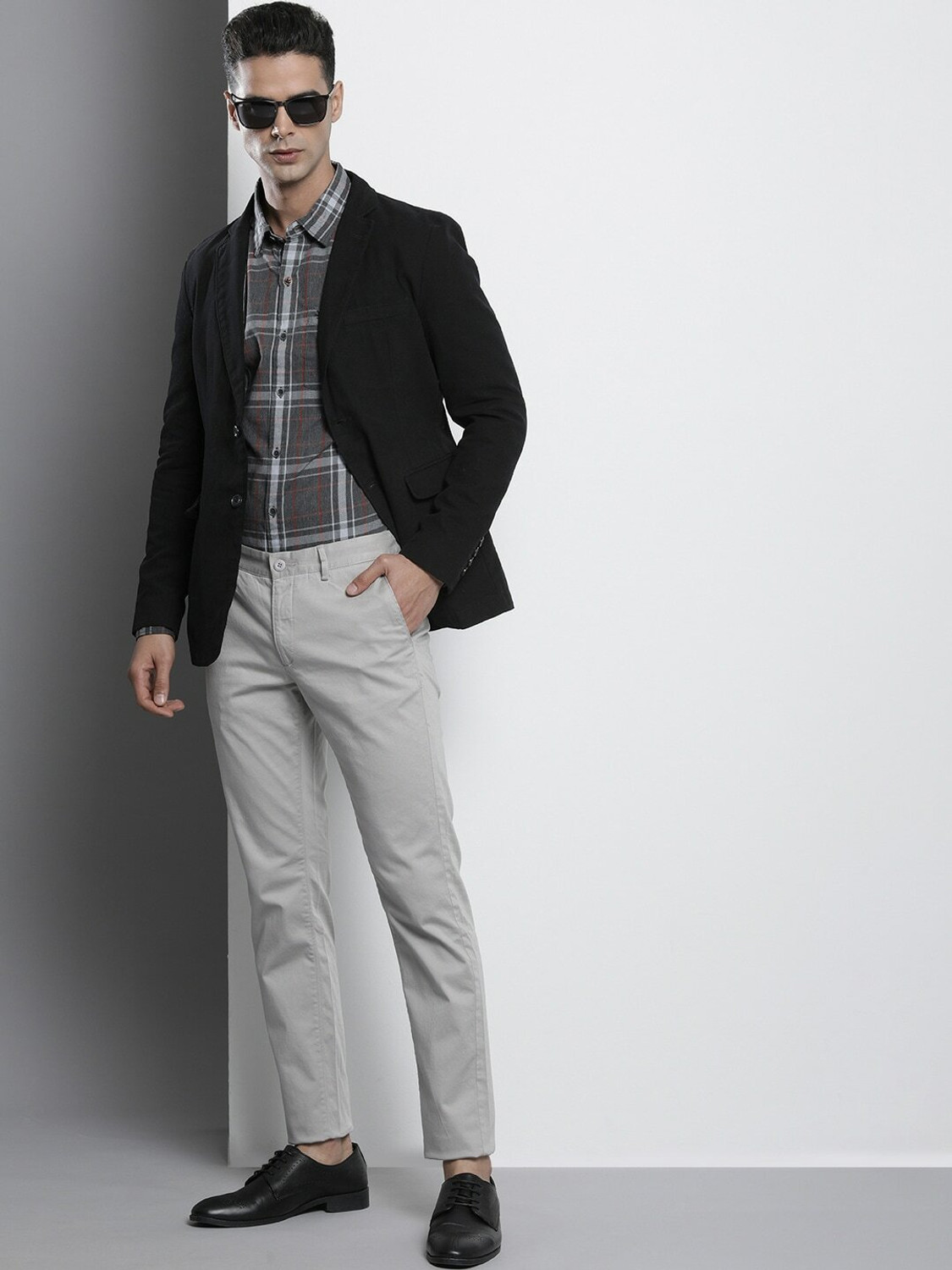 Image of The Indian Garage Co. Solid Single Breasted Casual Men Blazer