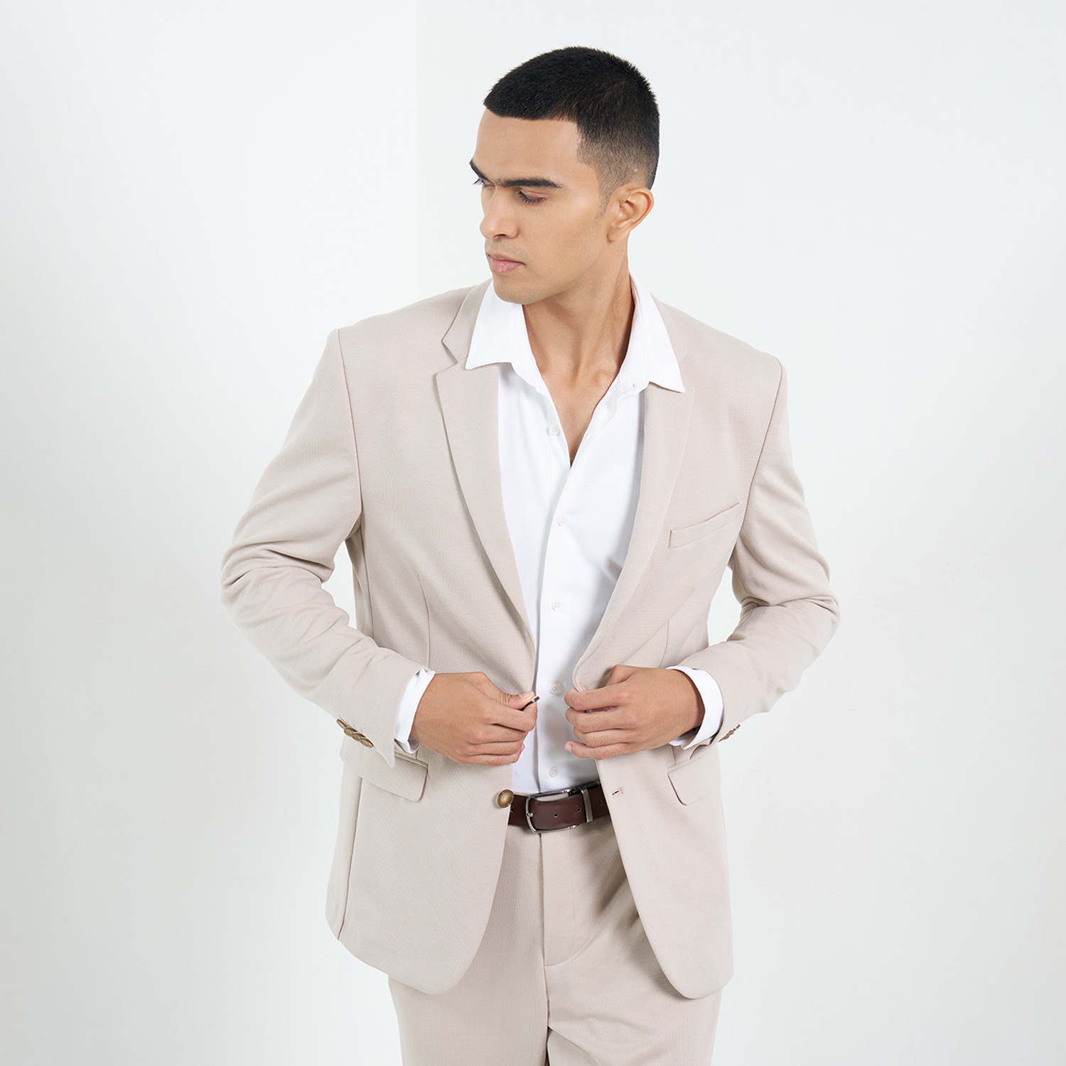 Image of Peregrine by Pantaloons Men Solid Single Breasted Casual Blazer (Beige)