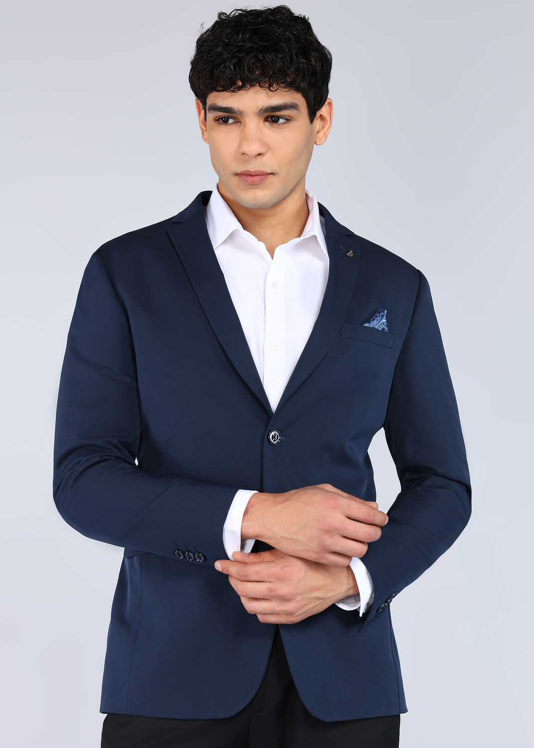 Image of Allen Solly Solid Tuxedo Style Festive & Wedding Men Blazer
