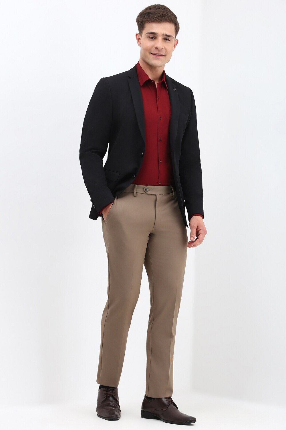 Image of Allen Solly Solid Single Breasted Formal Men Blazer