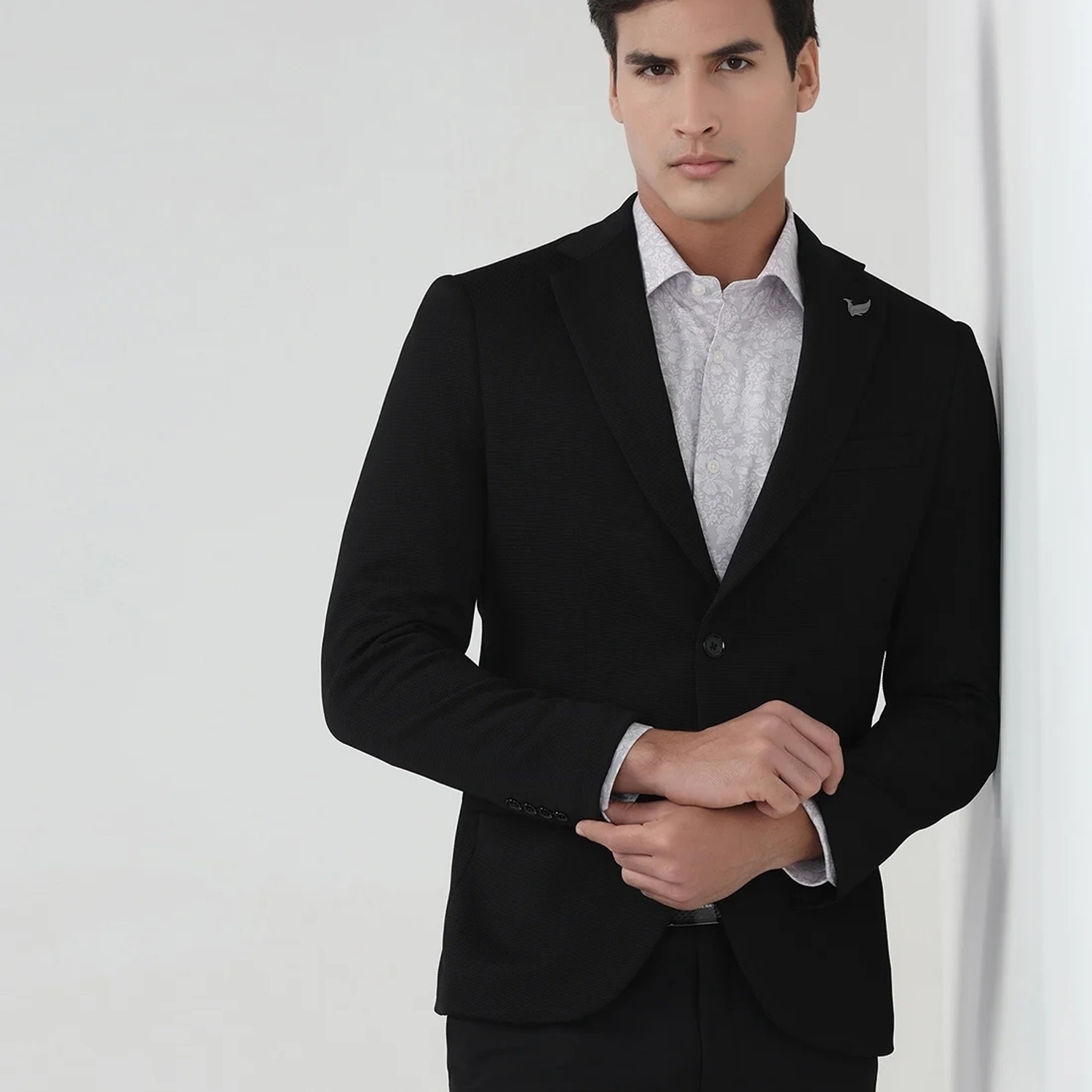 Image of Blackberrys Solid Single Breasted Formal Men Blazer