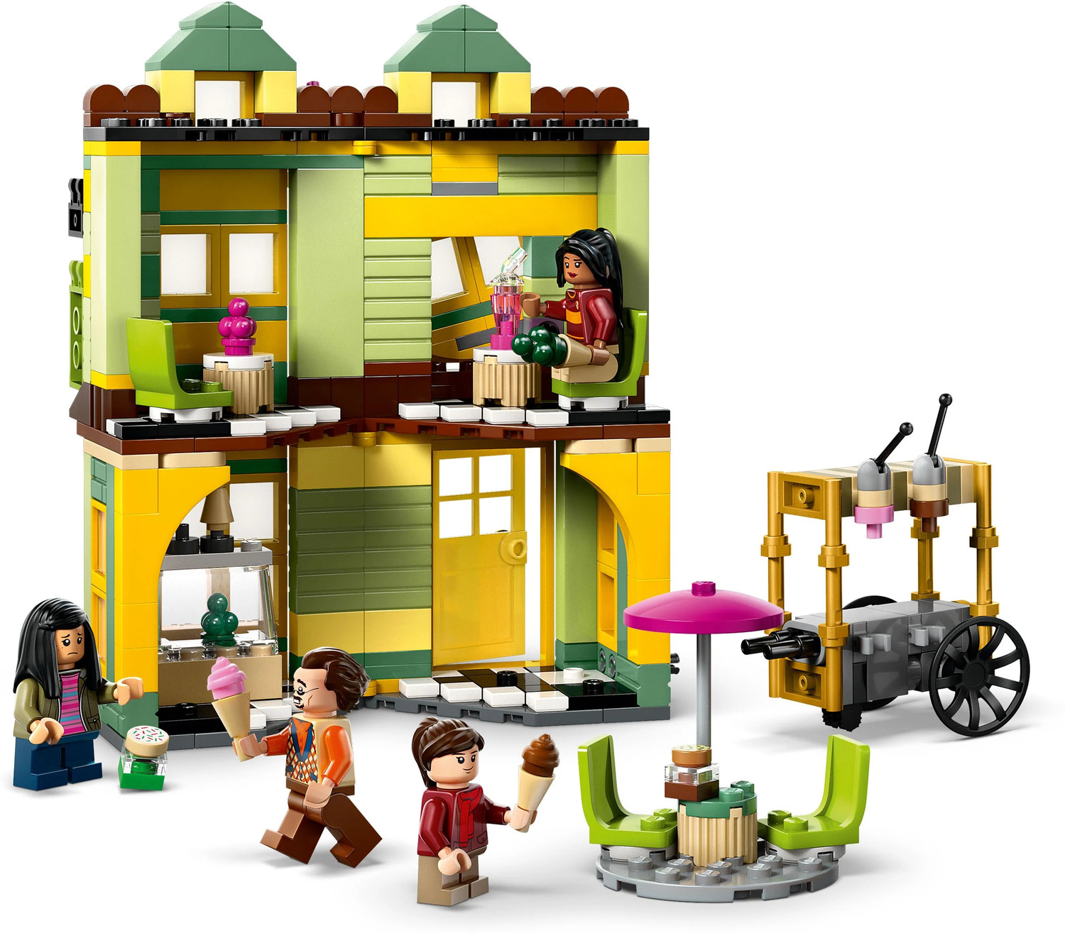 Image of LEGO Harry Potter Quality Quidditch Supplies & Ice Cream Parlour Set 76452