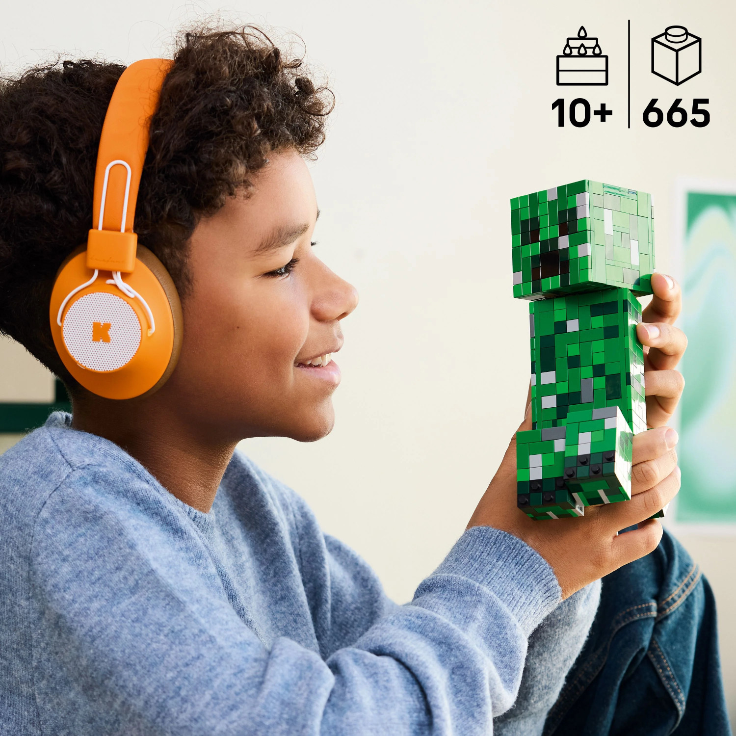 Image of LEGO Minecraft The Creeper Gamer Decor and Action Figure Building Toy 21276
