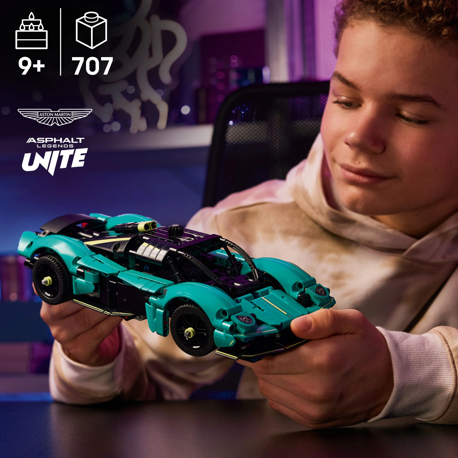 Image of LEGO Technic Aston Martin Valkyrie Buildable Car Model Kit 42208 (Multicolor)