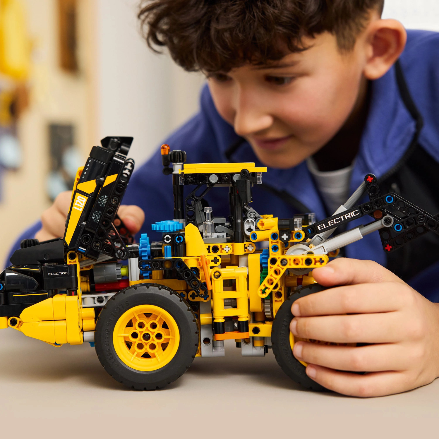 Image of LEGO Technic Volvo L120 Electric Wheel Loader Construction Toy 42209