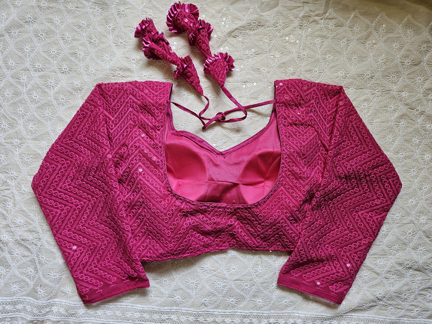Image of SLAGHA V-Neck Women Blouse