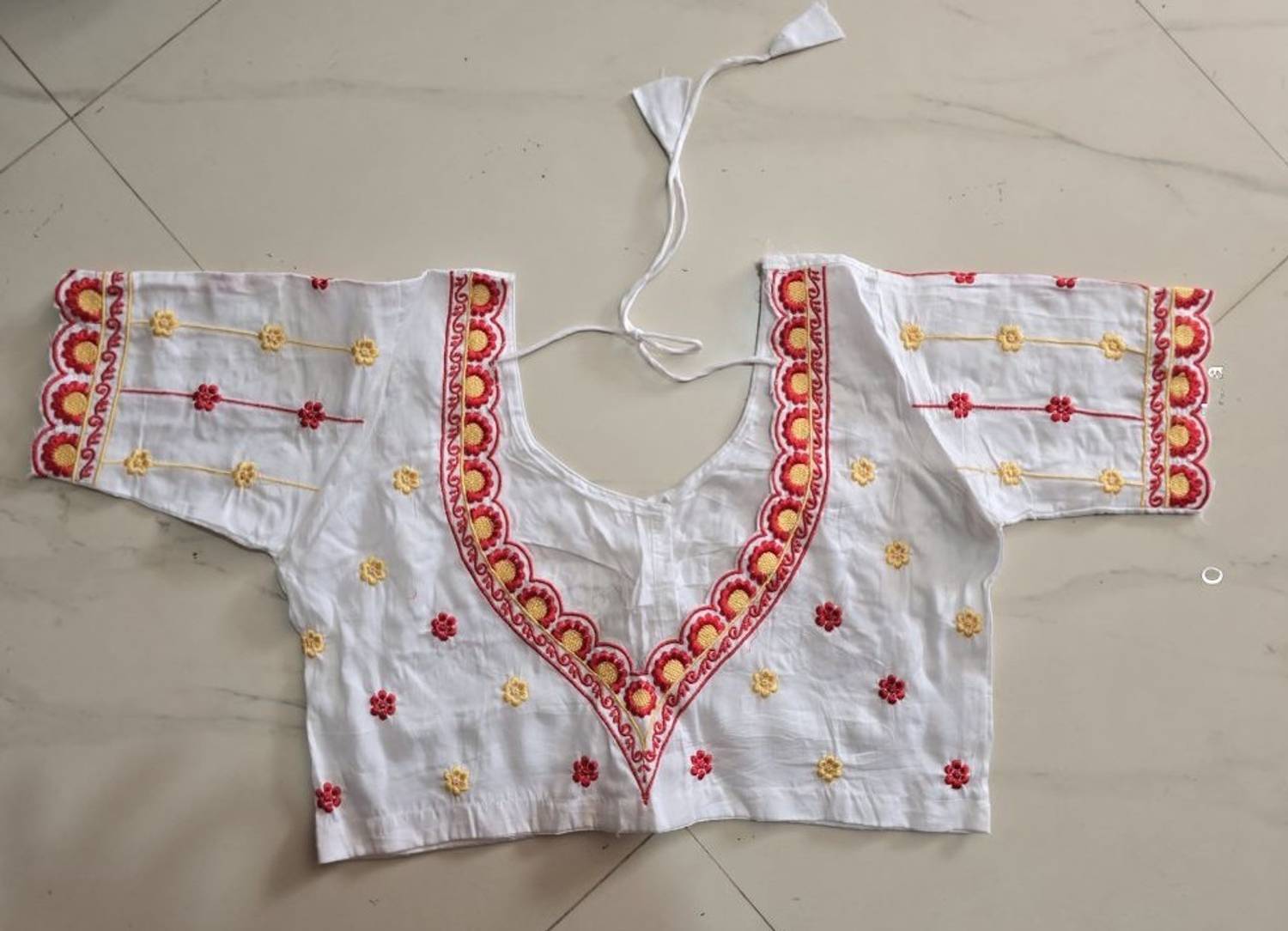 Bong ButiQ Sweetheart Neck Women Blouse