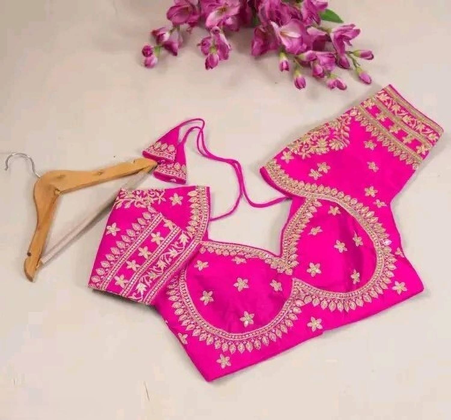 AARTI Round Neck Women Blouse