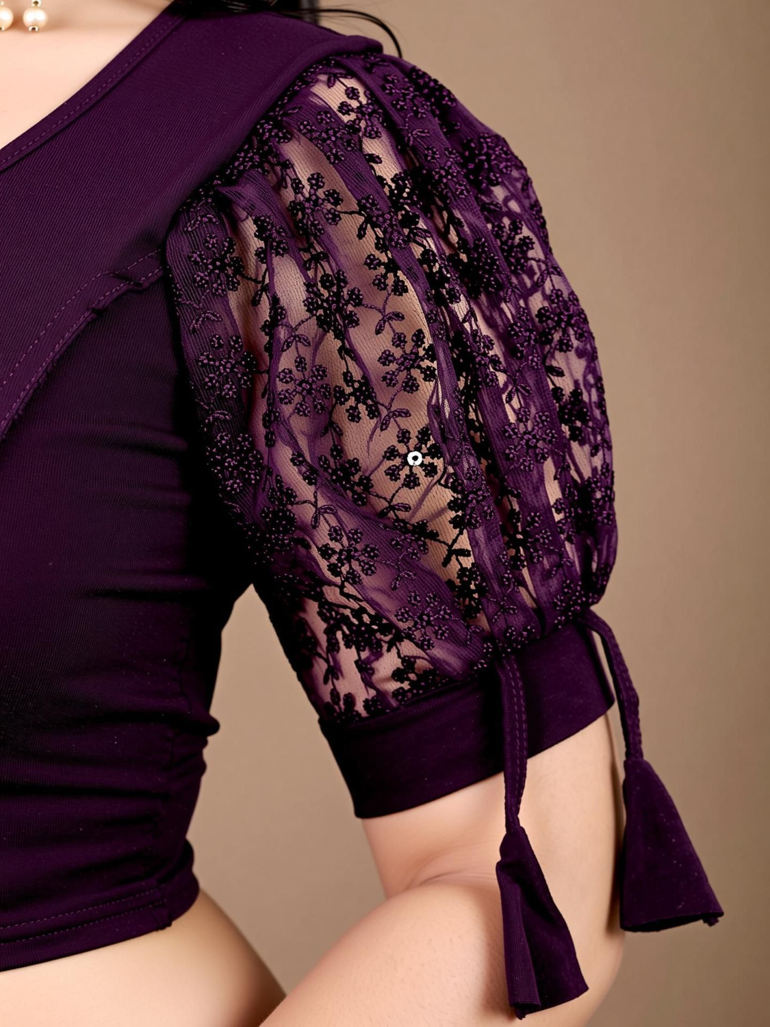Image of KuuvCaow Round Neck Women Blouse