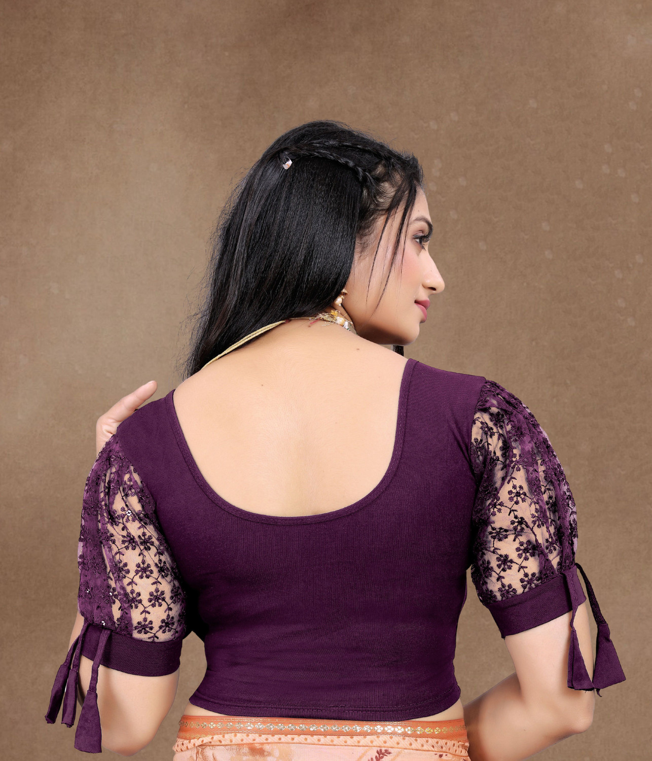 Image of KuuvCaow Round Neck Women Blouse
