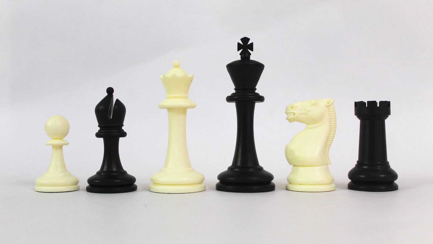 4knights 3.75'' Solid Chess Set Black/White Pieces Strategy & War Board Game